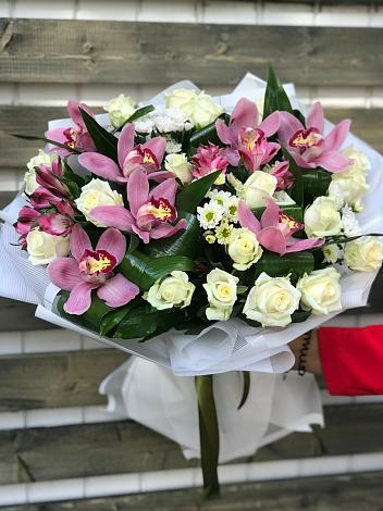 Букет цветов из: Розы и Хризантемы в Большое Мурашкино