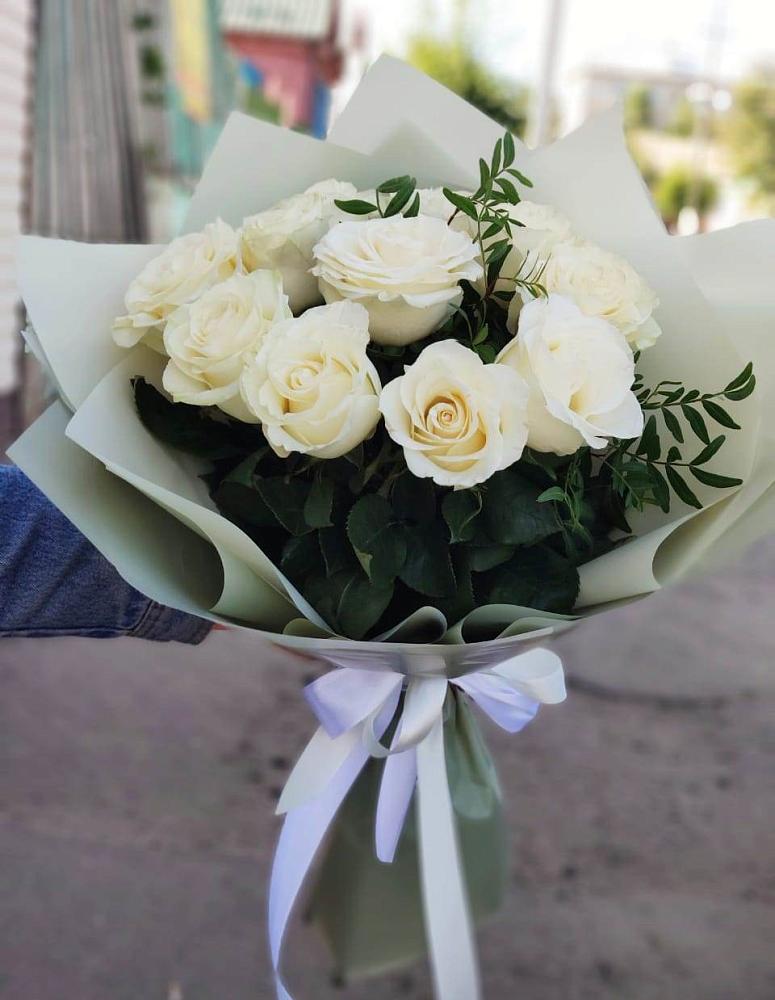 Букет Белые розы Проуд в Большое Мурашкино