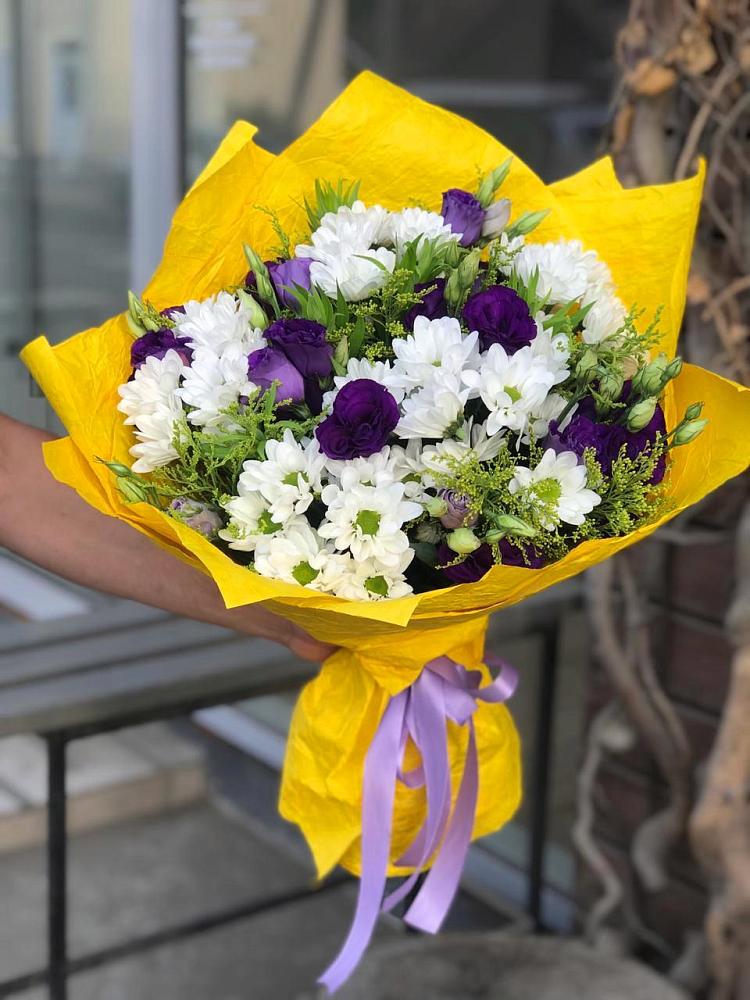 Букет цветов из: Ирисы, Хризантемы и Ромашки в Большое Мурашкино